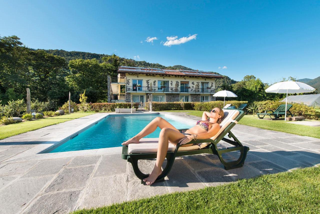 Agriturismo Al Motto Cambiasca Екстериор снимка