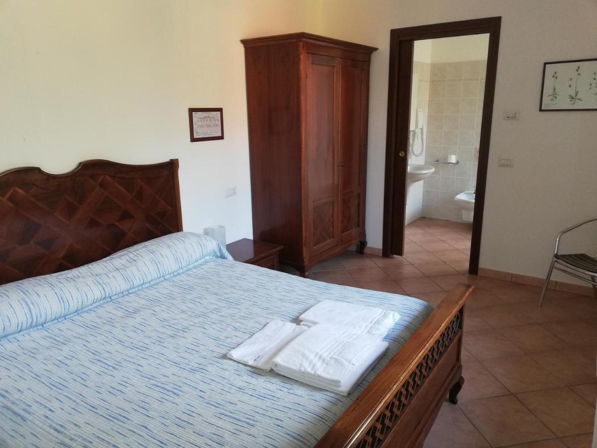 Agriturismo Al Motto Cambiasca Екстериор снимка