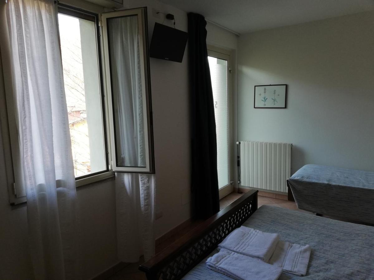 Agriturismo Al Motto Cambiasca Екстериор снимка