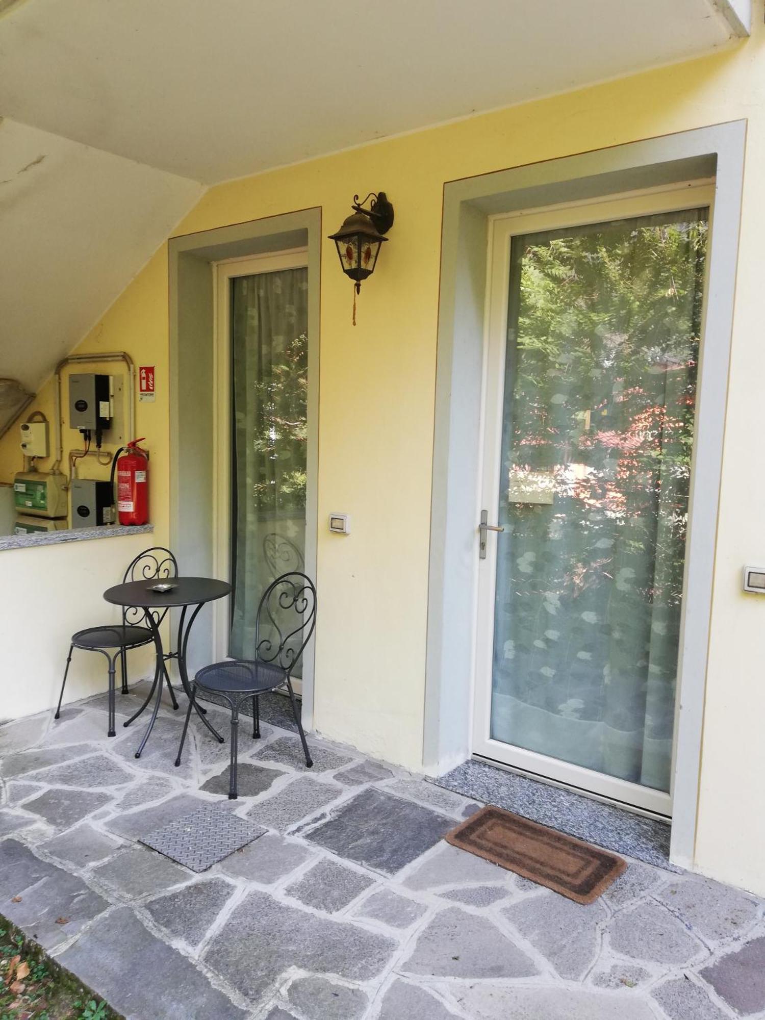 Agriturismo Al Motto Cambiasca Екстериор снимка