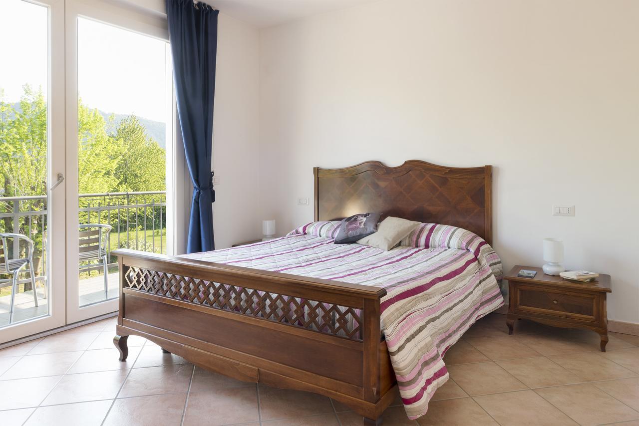 Agriturismo Al Motto Cambiasca Екстериор снимка