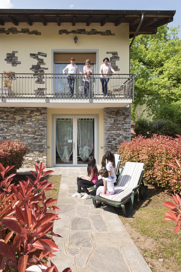 Agriturismo Al Motto Cambiasca Екстериор снимка